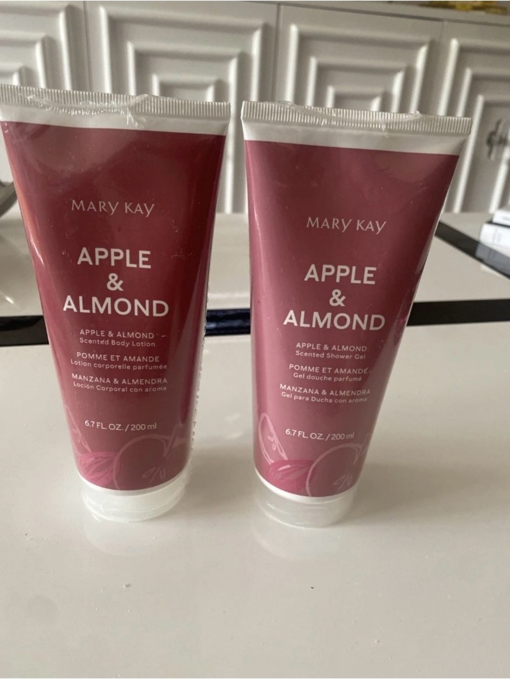 Mary Kay Apple & Almond Body Lotion and Shower Gel - Rose Pink